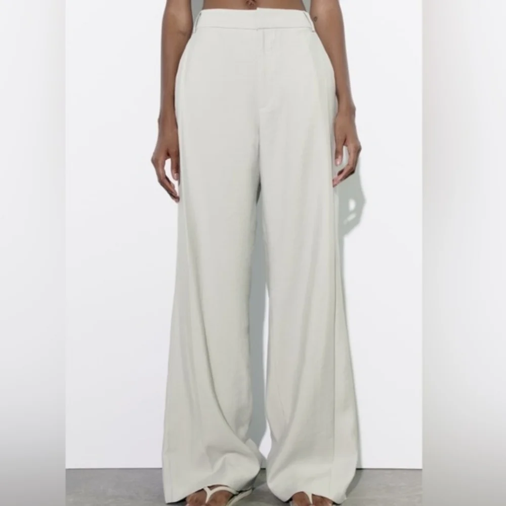 Zara  HighWaist Pants Wide Grey Size S
